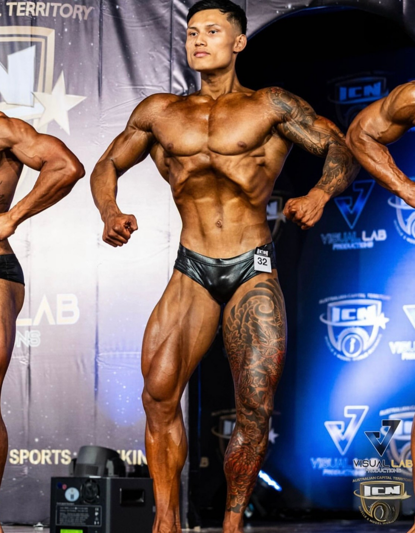 CLASSIC SQUARE CUT TRUNKS
