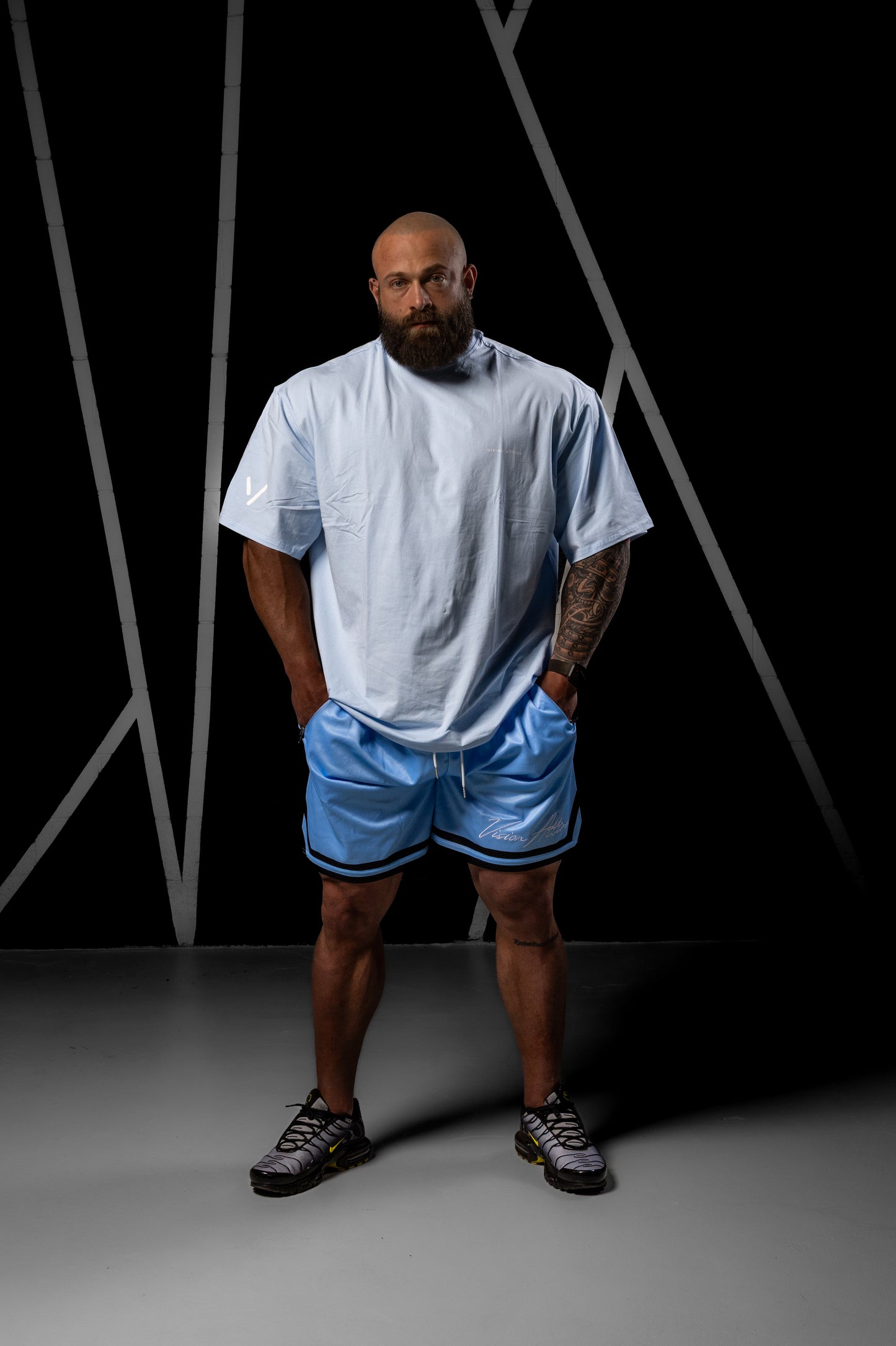 BASKETBALL SHORTS