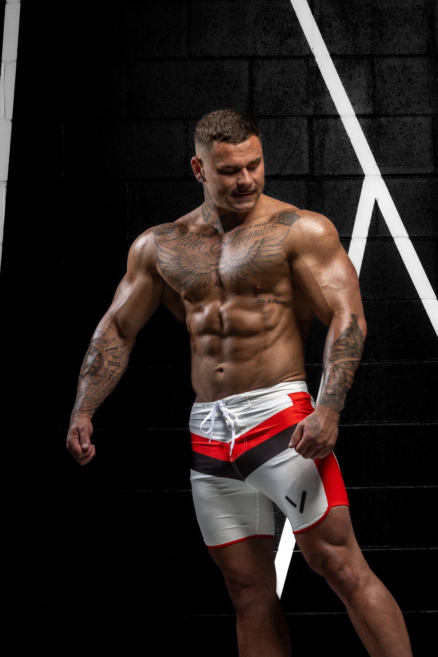 MEN'S PHYSIQUE SHORTS - WHITE