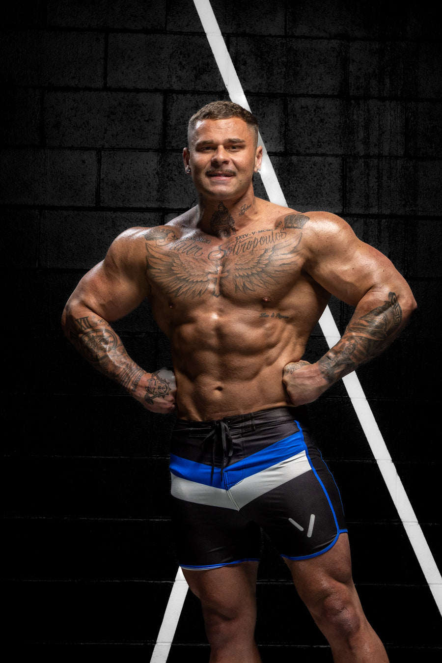MEN'S PHYSIQUE SHORTS - BLACK